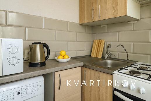 2-комнатный Полулюкс по ул.Победы 103, Запоріжжя - квартира подобово