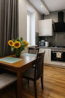 Стильный 2-ком. Люкс на Металлургов, Запорожье - квартира посуточно