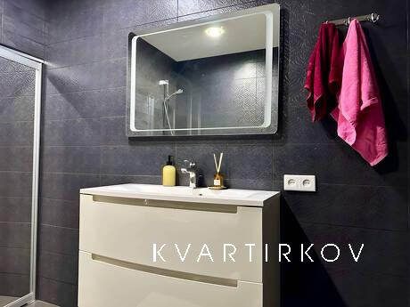 Стильный 2-ком. Люкс на Металлургов, Запорожье - квартира посуточно