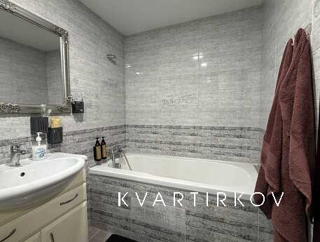 2ком видовые апартаменты в центре Днепра, Днепр (Днепропетровск) - квартира посуточно