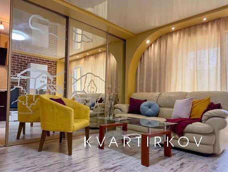 2ком видовые апартаменты в центре Днепра, Днепр (Днепропетровск) - квартира посуточно