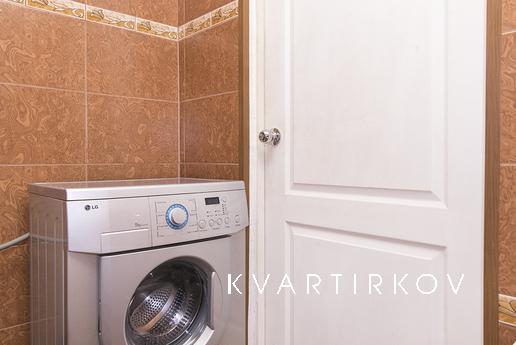 Стрелочников 9а, Екатеринбург - квартира посуточно