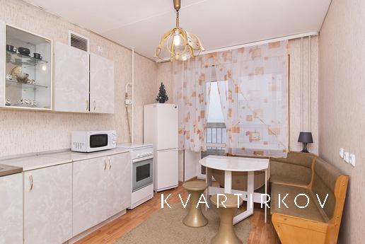 Стрелочников 9а, Екатеринбург - квартира посуточно