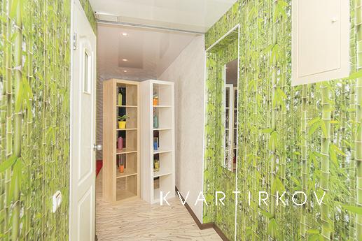 Челюскинцев 29, Екатеринбург - квартира посуточно