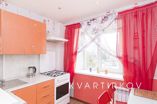 Челюскинцев 29, Екатеринбург - квартира посуточно