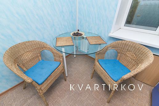 8 березня, Єкатеринбург - квартира подобово