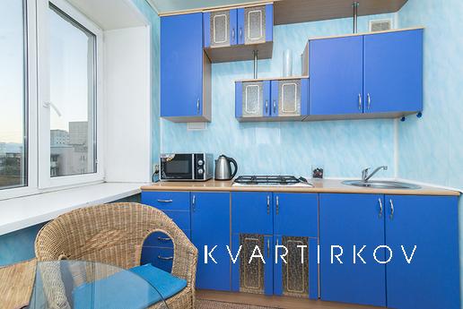 8 березня, Єкатеринбург - квартира подобово