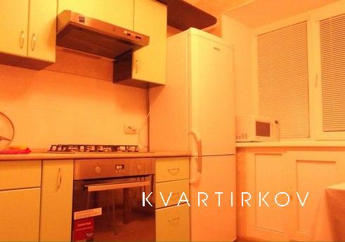 квартира рядом с центром мулдашева, Уфа - квартира посуточно