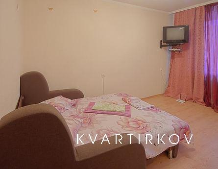 Daily, hourly Rent 1-bedroom apartment in the center of Kiev