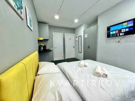 Апартаменти розташовані неподалік м. Вокзальна (10 хвилин пі