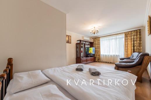 1к квартира подобово, метро Палац Спорту, Киев - квартира посуточно