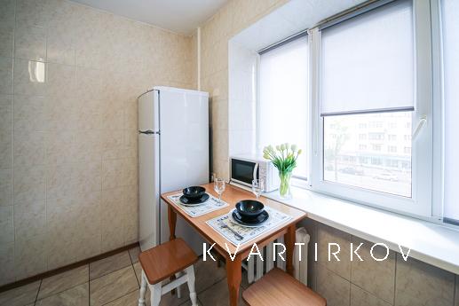 Оренда 2к квартира біля метро Печерська, Киев - квартира посуточно