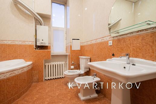 Оренда подобово 4к квартири, Киев - квартира посуточно