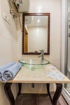 Подобова 2к квартиру біля Палац спорту, Киев - квартира посуточно