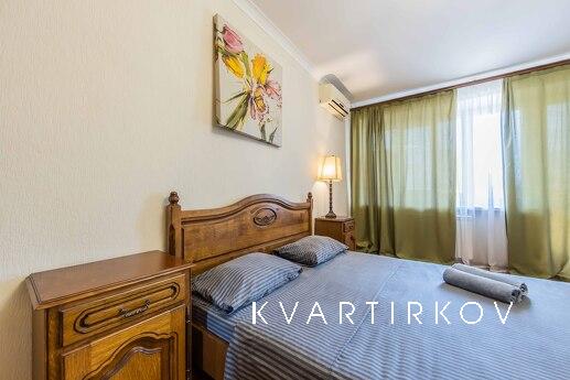 Подобова 2к квартиру біля Палац спорту, Киев - квартира посуточно