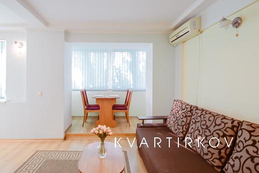 Оренда 2к квартири на Печерьску, Киев - квартира посуточно