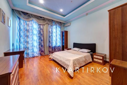 Подобова оренда 3к квартири, Киев - квартира посуточно