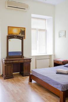 Пободова оренда 3к квартири, Киев - квартира посуточно