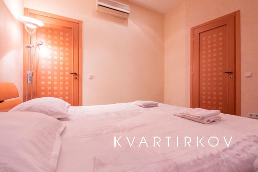 Оренда престижної 3к квартири у центрі, Киев - квартира посуточно