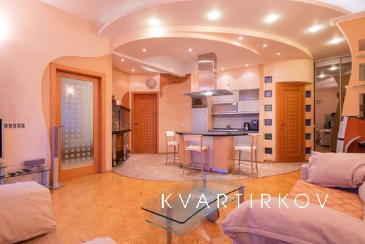 Оренда престижної 3к квартири у центрі, Киев - квартира посуточно