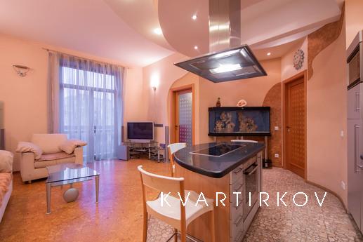 Оренда престижної 3к квартири у центрі, Киев - квартира посуточно