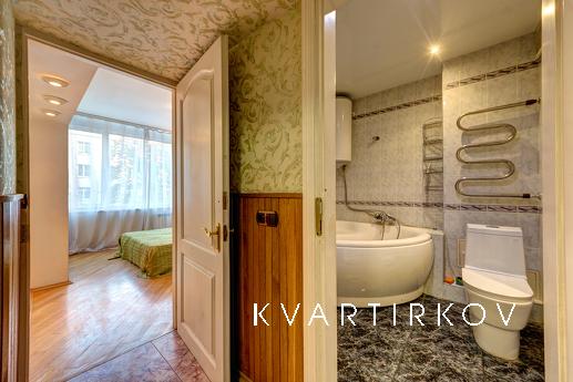 Подобова оренда 3к квартири, Киев - квартира посуточно