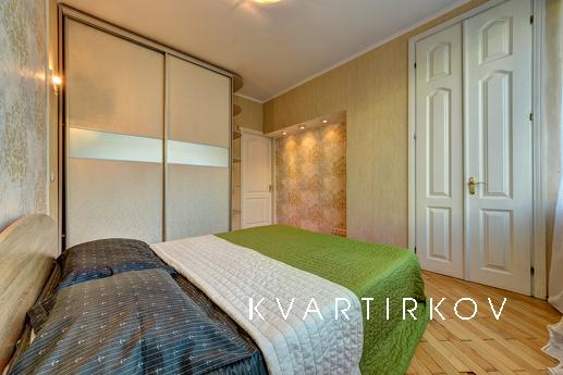 Подобова оренда 3к квартири, Киев - квартира посуточно