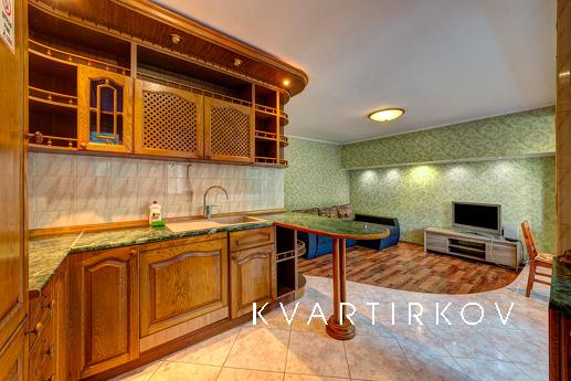 Подобова оренда 3к квартири, Киев - квартира посуточно