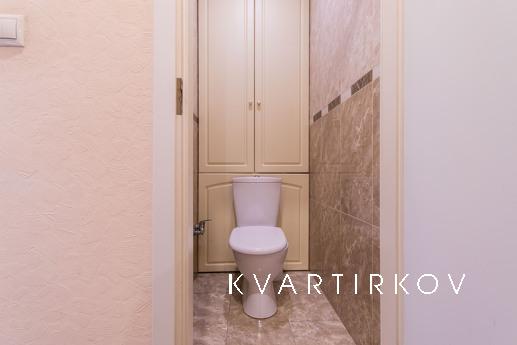 Оренда 3к квартири, метро Золоті ворота, Киев - квартира посуточно