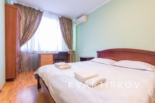 Квартира розташована за адресою вул. Володимирська, 51-53, п