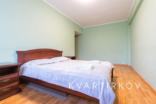 Оренда 3к квартири, метро Золоті ворота, Киев - квартира посуточно