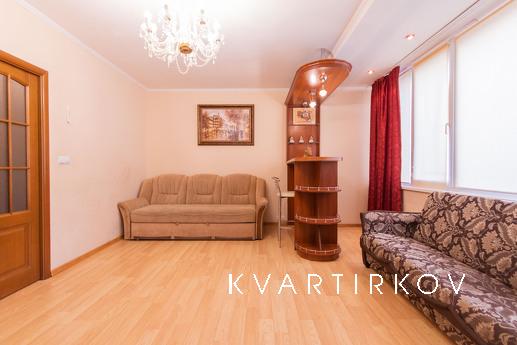 Оренда 3к квартири, метро Золоті ворота, Киев - квартира посуточно