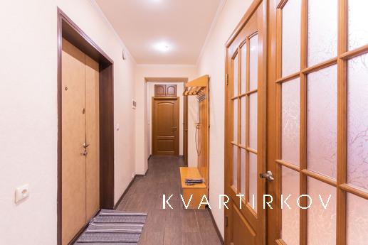 Оренда 3к квартири, метро Золоті ворота, Киев - квартира посуточно