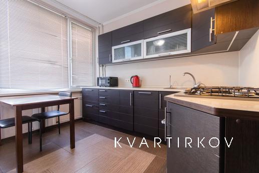 Оренда 3к квартири, метро Золоті ворота, Киев - квартира посуточно