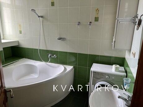 Оренда 3к квартири у центрі Києва, Киев - квартира посуточно