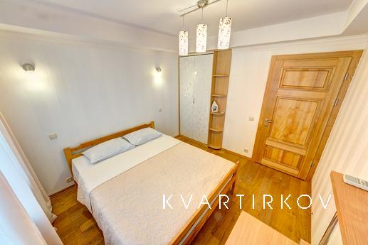 Оренда престижної 3к квартири, Киев - квартира посуточно