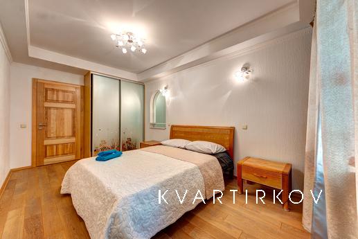 Оренда престижної 3к квартири, Киев - квартира посуточно