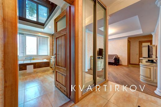 Оренда престижної 3к квартири, Киев - квартира посуточно