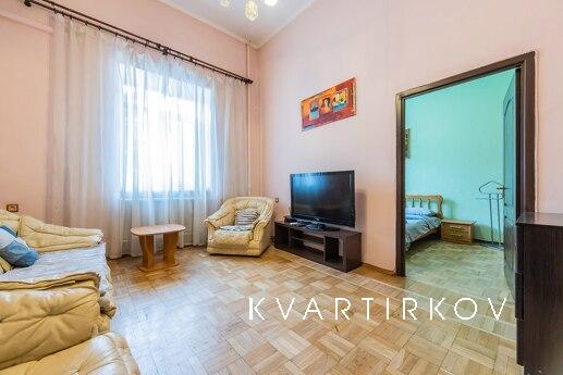 Подобова оренда 4к квартири, Киев - квартира посуточно