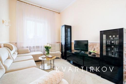 Для Вас - уютная 2х-комнатная квартира в центре Москвы по ни