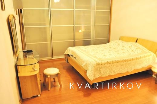 Элитная двушка на Киевской, Москва - квартира посуточно