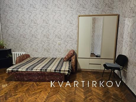 Rent 1 room apartment Vokzalna me, Kyiv - apartment by the day