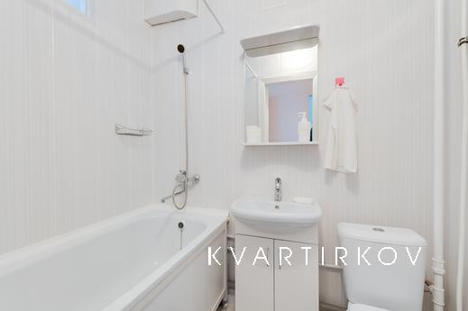 Cozy apartmen 50 meters from the subway, Санкт-Петербург - квартира подобово