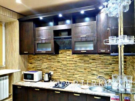 2-bedroom apartment for rent, Dnipro (Dnipropetrovsk) - apartment by the day