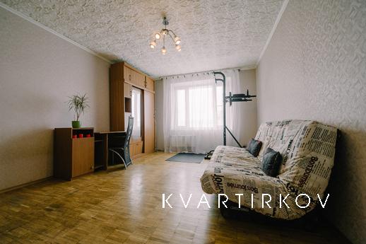 Квартира поруч з метро, Москва - квартира подобово