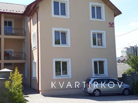 house in the center near the clinic, Truskavets - apartment by the day