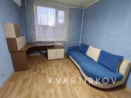 Пионер. 3-комн. квартира. Красная линия., Кривий Ріг - квартира подобово