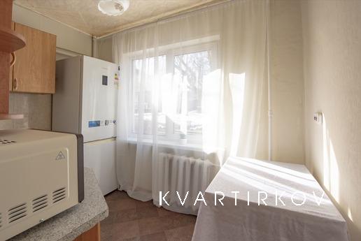 Inndays Sverdlova 43a, Подольськ - квартира подобово