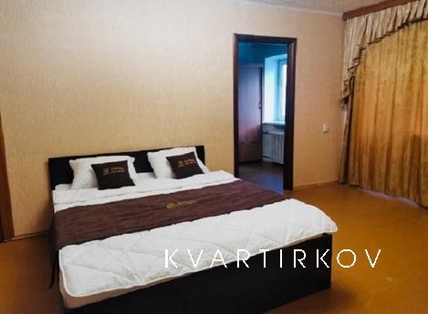 Inndays Sverdlova 44A, Podolsk - apartment by the day