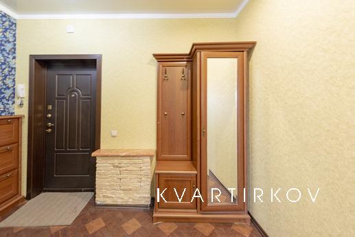 Inndays Sverdlova 36A, Подольськ - квартира подобово